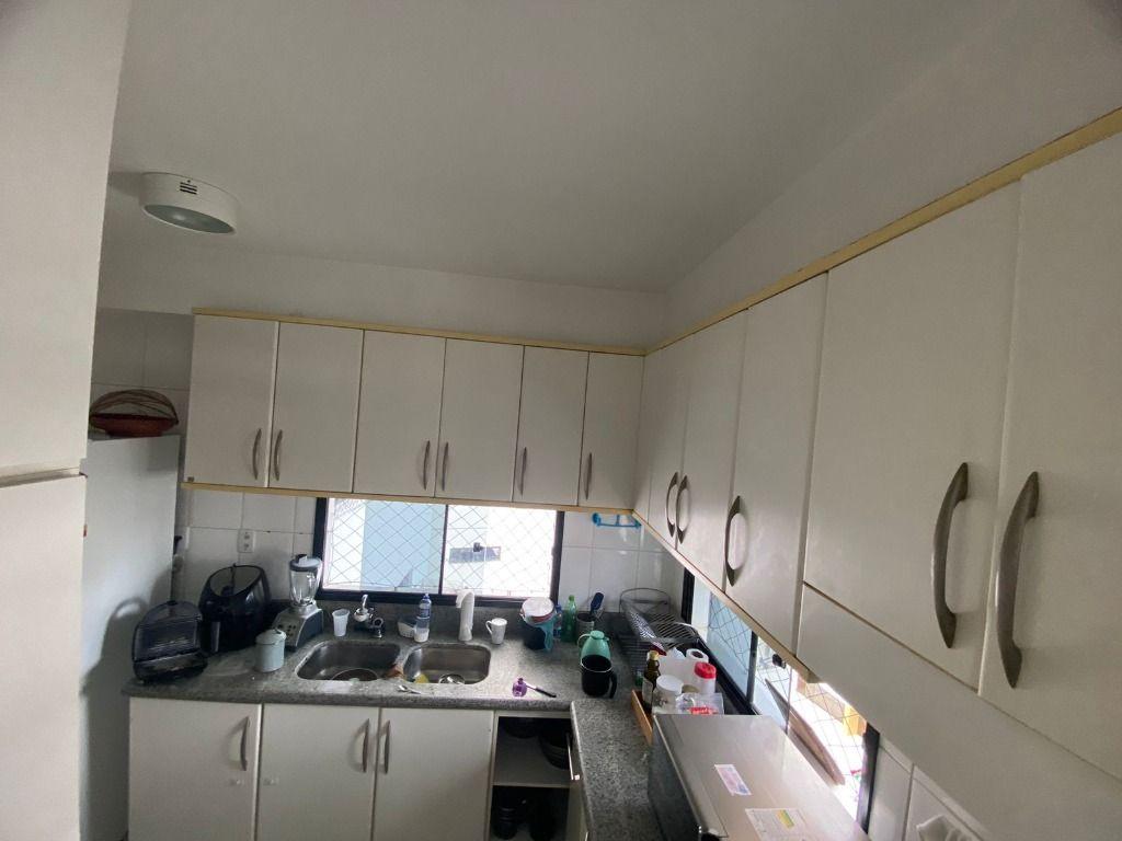 Apartamento à venda com 3 quartos, 127m² - Foto 8