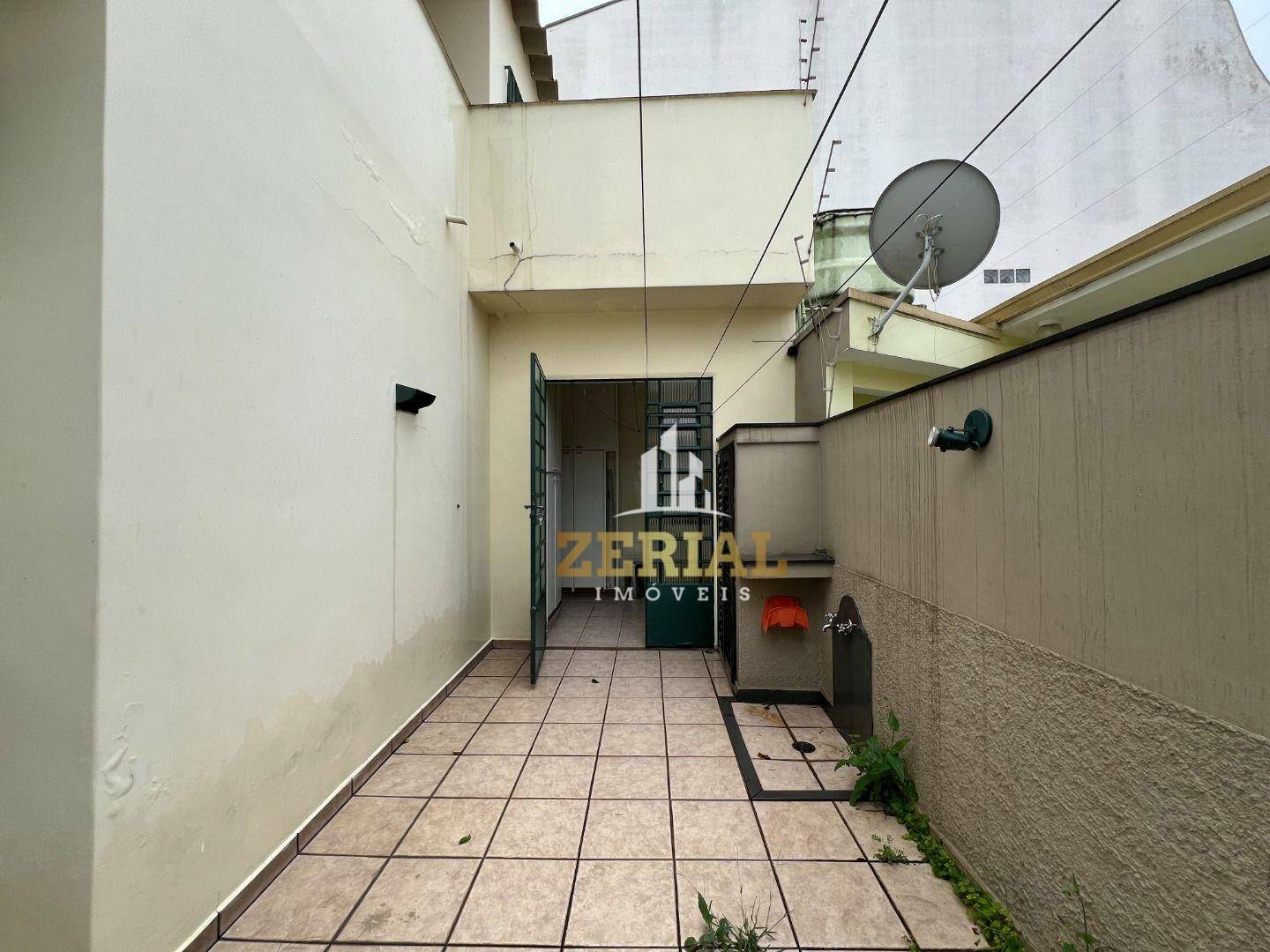 Sobrado à venda com 3 quartos, 228m² - Foto 13