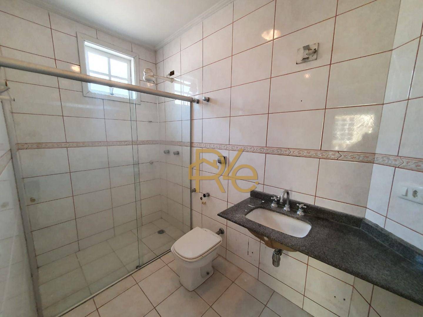 Casa de Condomínio à venda com 4 quartos, 250m² - Foto 5