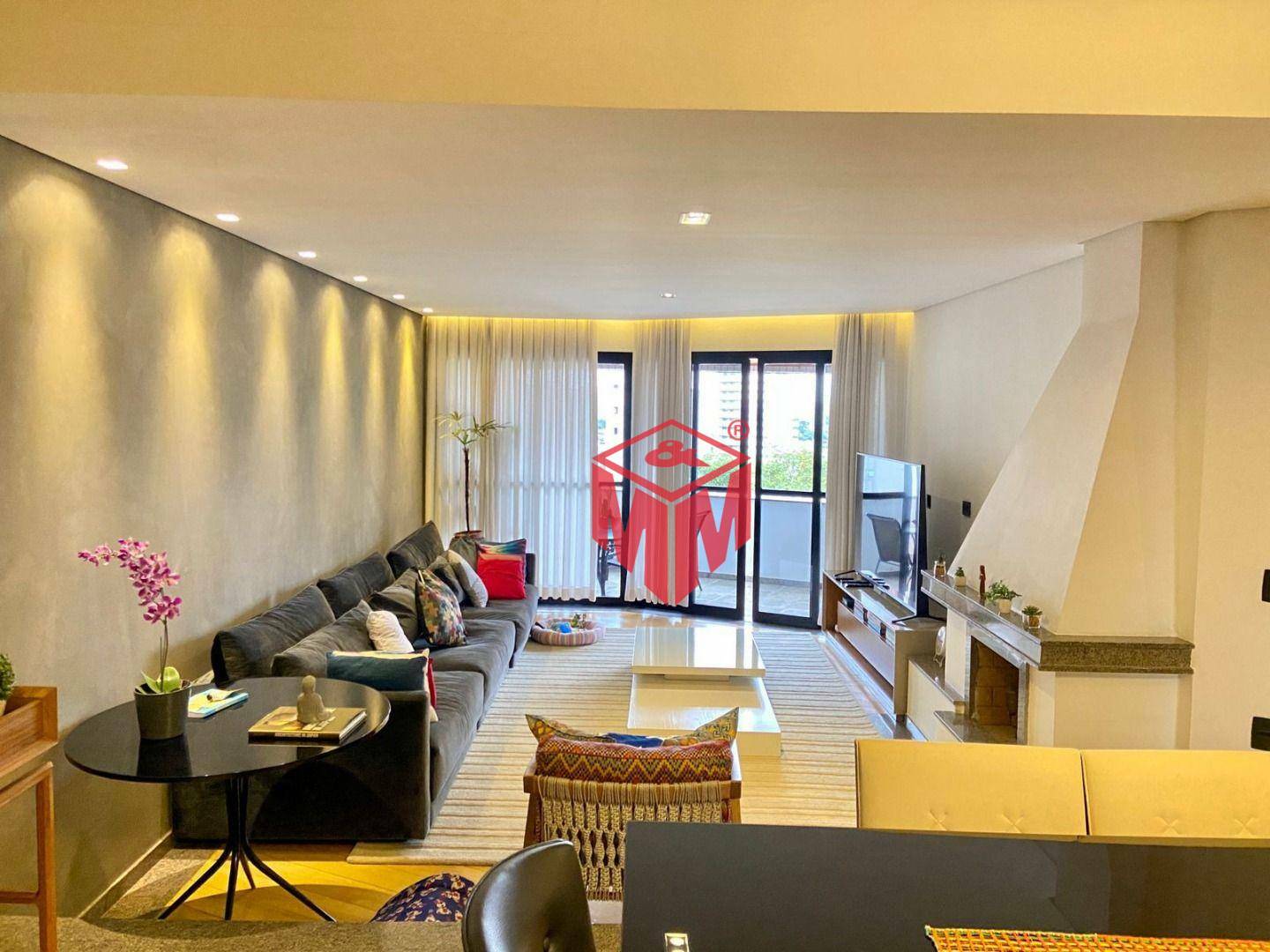 Apartamento à venda com 4 quartos, 210m² - Foto 5