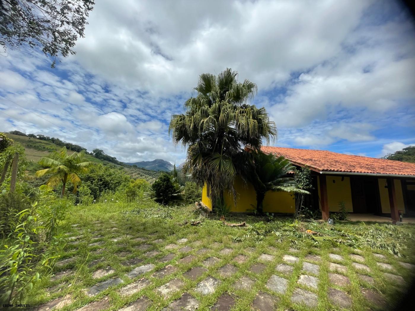 Sítio à venda com 6 quartos, 30000m² - Foto 1