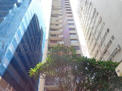 Apartamento para alugar com 3 quartos, 310m² - Foto 18