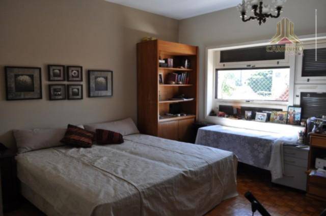 Apartamento à venda com 3 quartos, 221m² - Foto 9