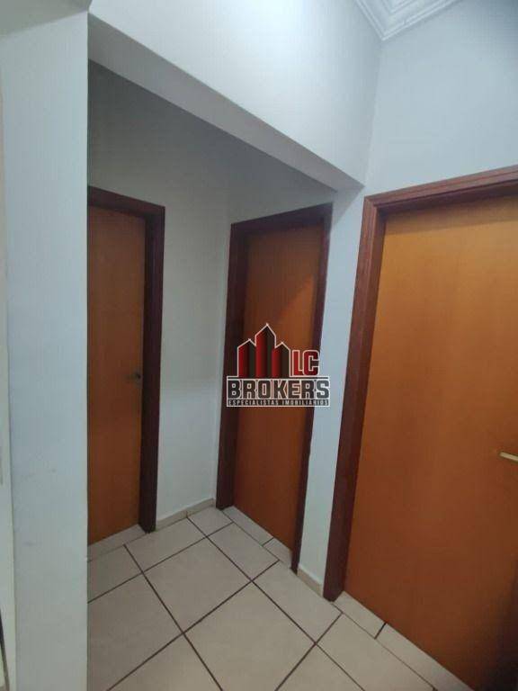 Apartamento à venda com 3 quartos, 199m² - Foto 9