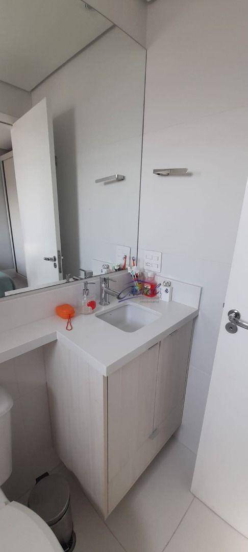 Apartamento à venda com 3 quartos, 136m² - Foto 17