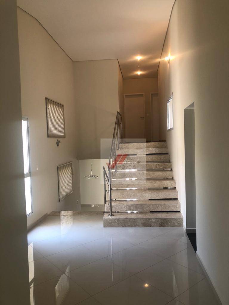 Casa à venda com 3 quartos, 279m² - Foto 4