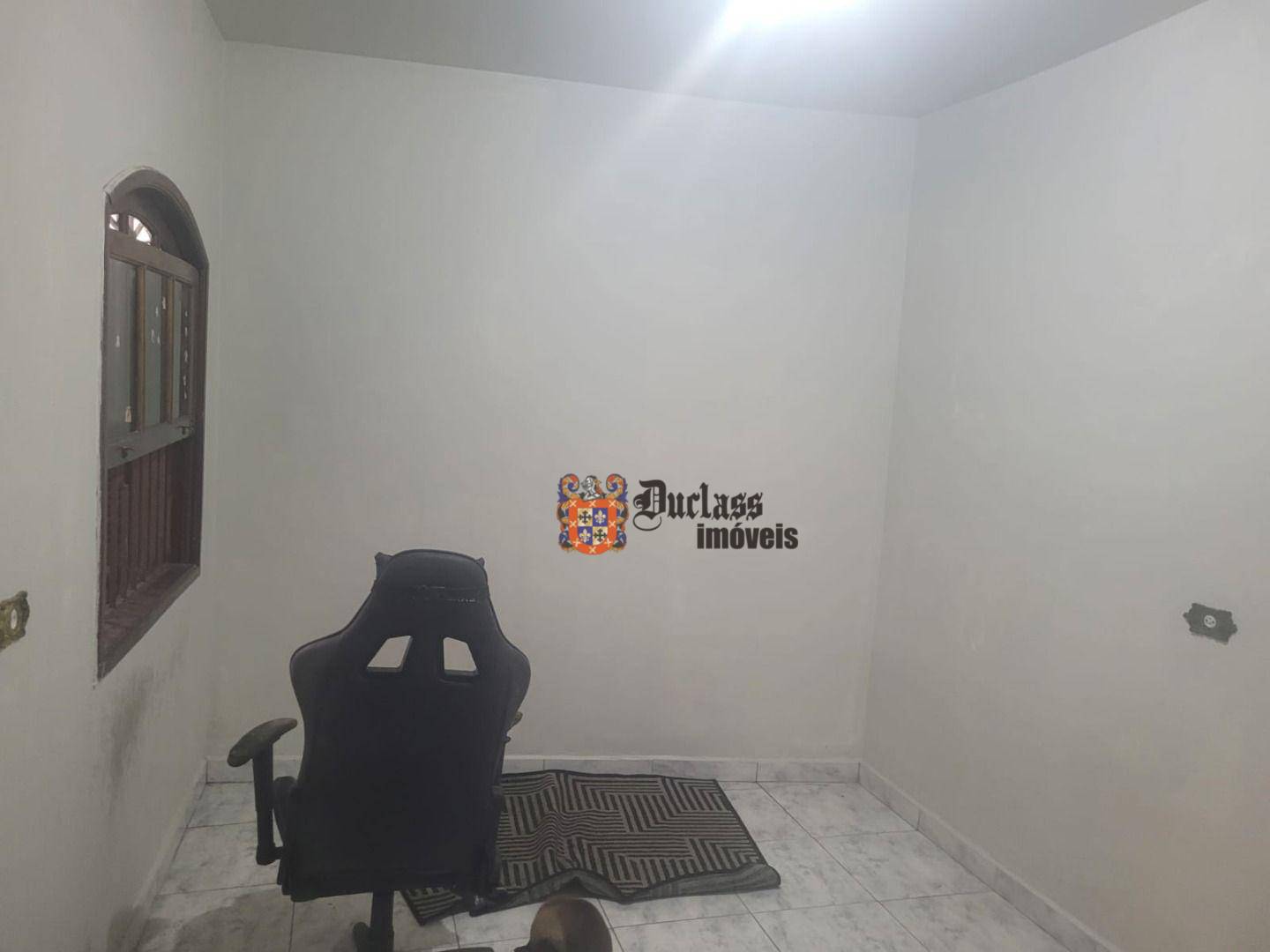 Casa à venda com 3 quartos, 200m² - Foto 5