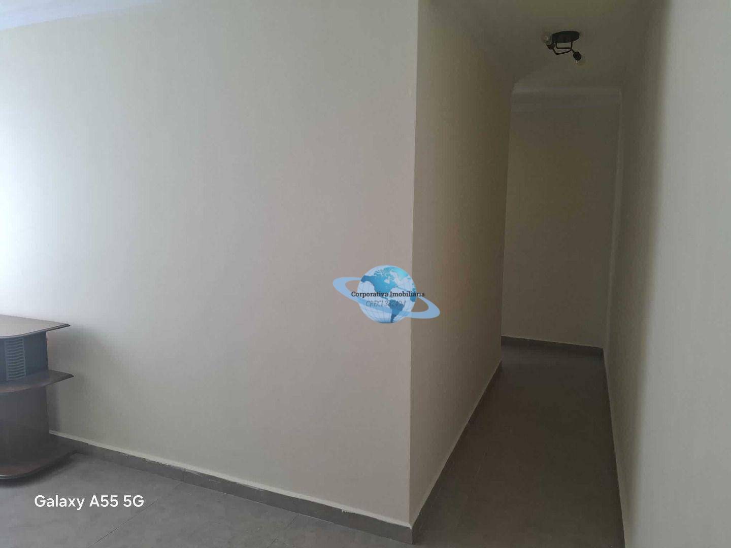 Apartamento à venda com 3 quartos, 65m² - Foto 3