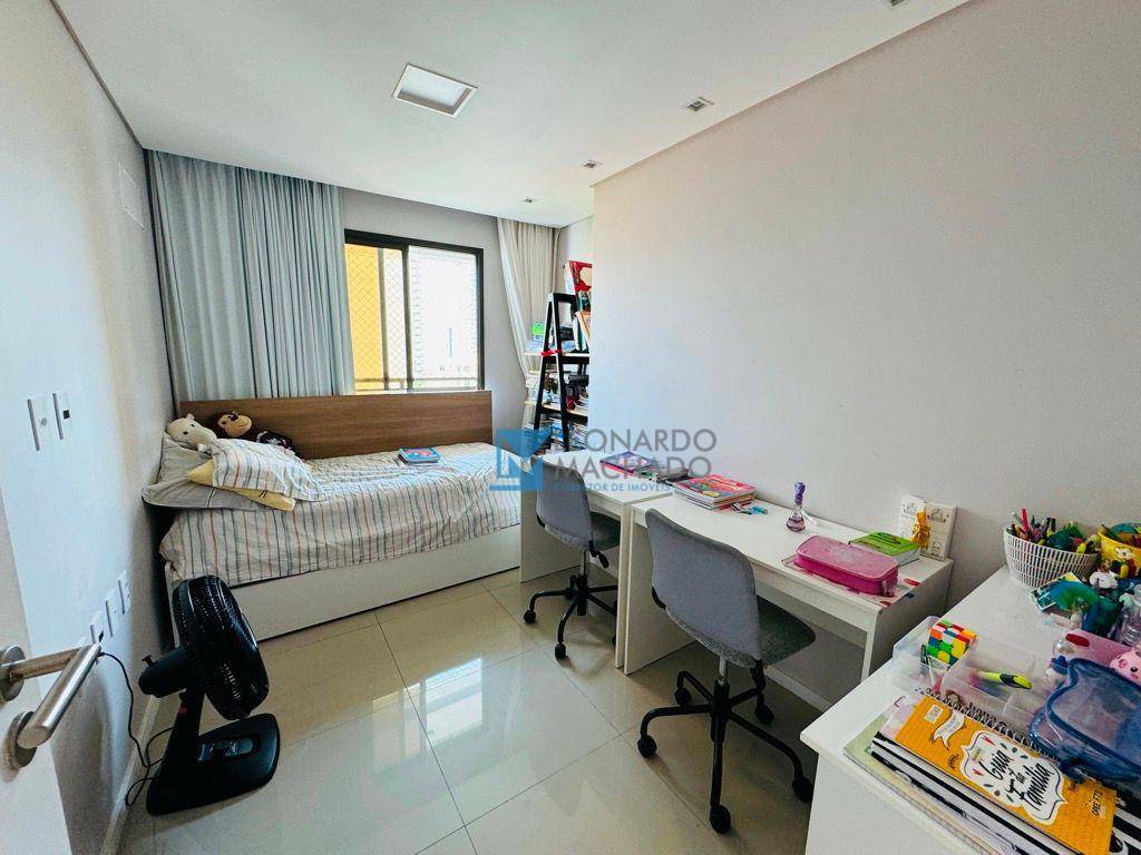 Apartamento à venda com 3 quartos, 123m² - Foto 17