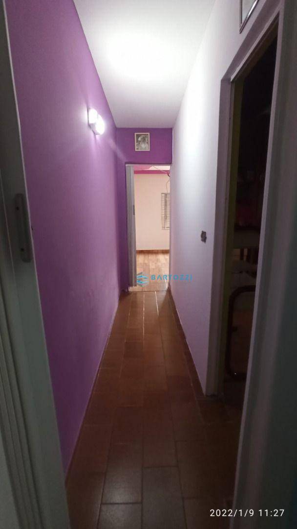 Casa à venda com 2 quartos, 64m² - Foto 11