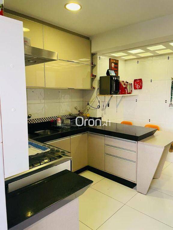 Apartamento à venda com 3 quartos, 94m² - Foto 3