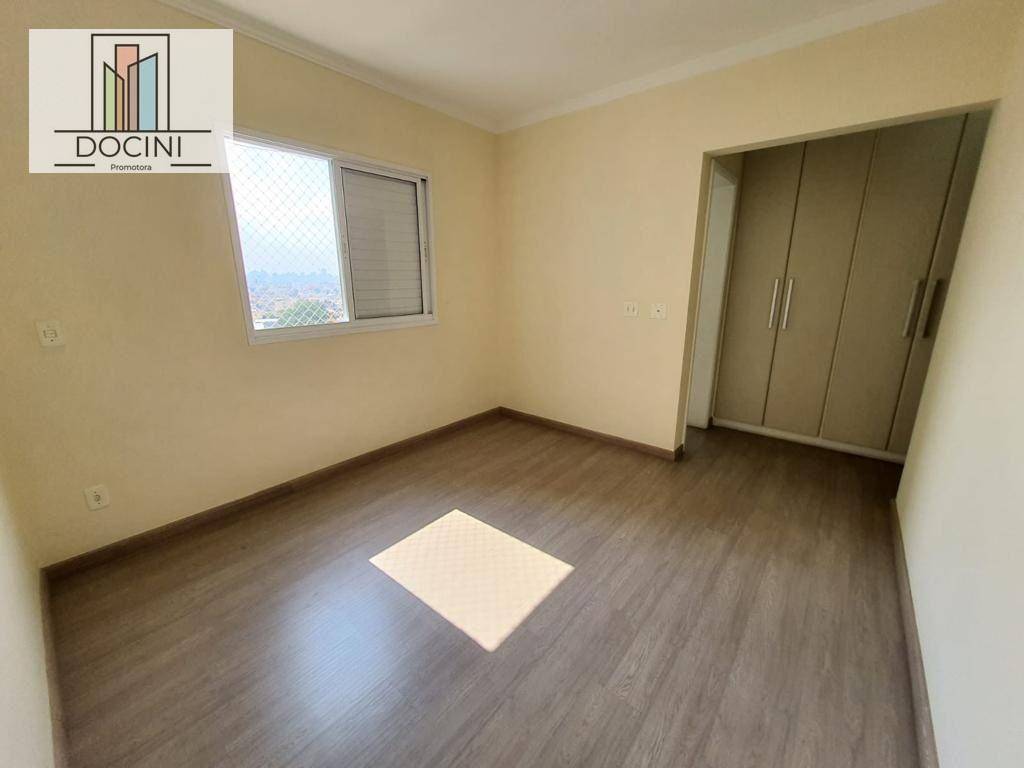 Apartamento à venda com 3 quartos, 125m² - Foto 12