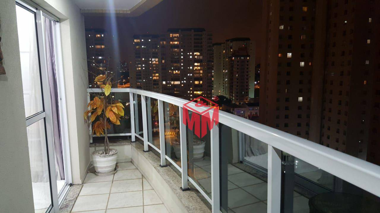 Apartamento à venda com 3 quartos, 130m² - Foto 3