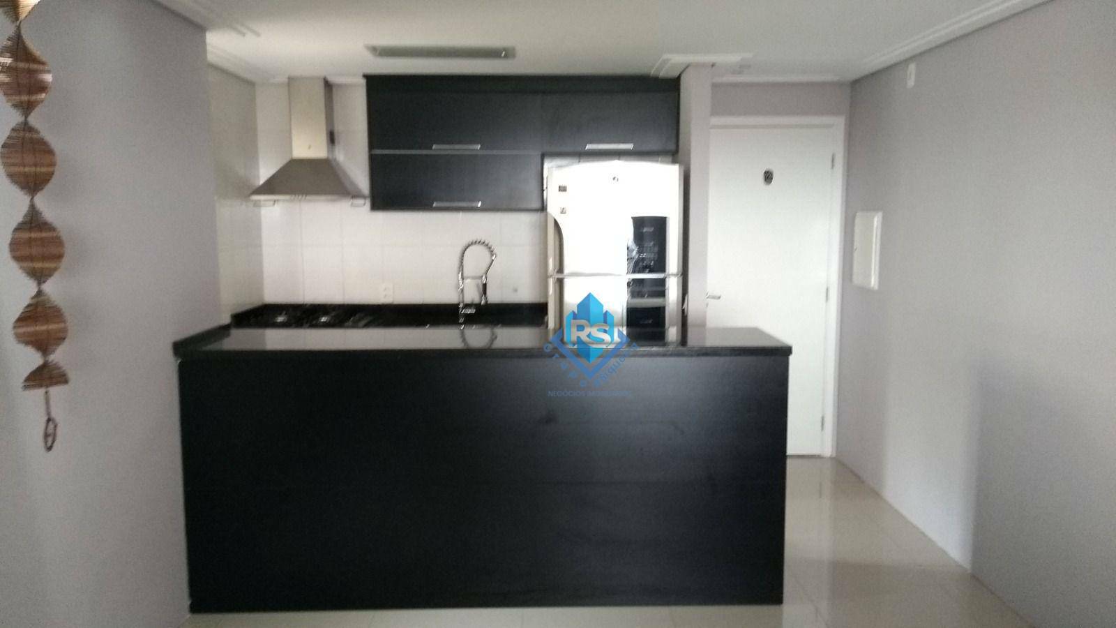 Apartamento à venda com 3 quartos, 70m² - Foto 4