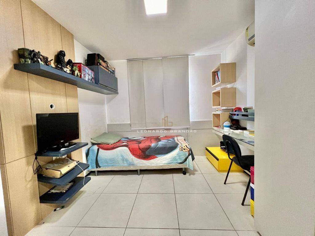 Casa de Condomínio à venda com 4 quartos, 165m² - Foto 34