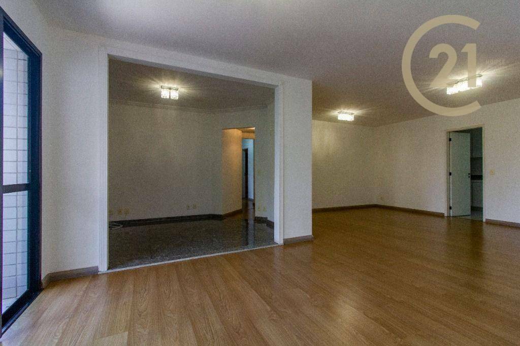 Apartamento à venda com 3 quartos, 121m² - Foto 4