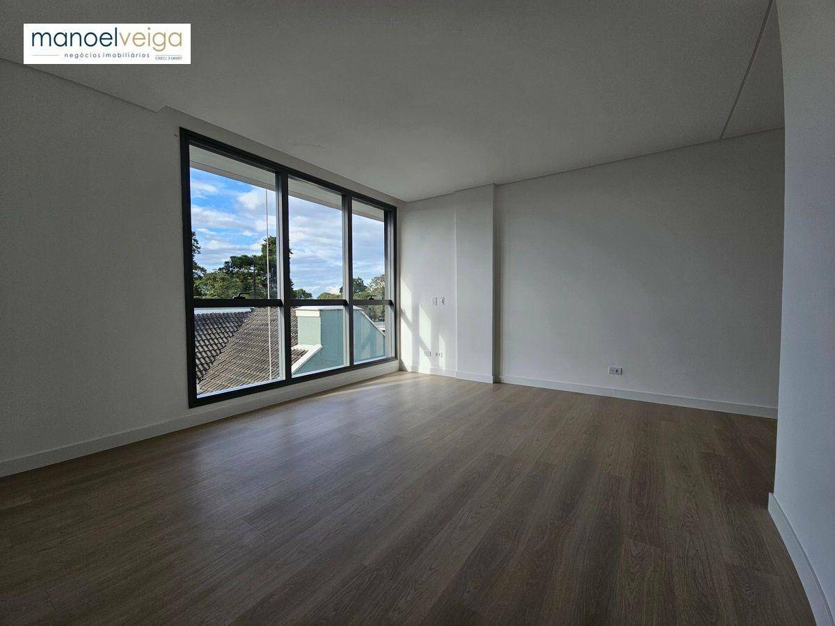 Apartamento à venda com 3 quartos, 147m² - Foto 7