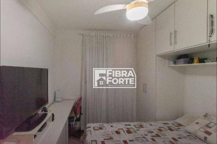 Apartamento à venda com 2 quartos, 63m² - Foto 10