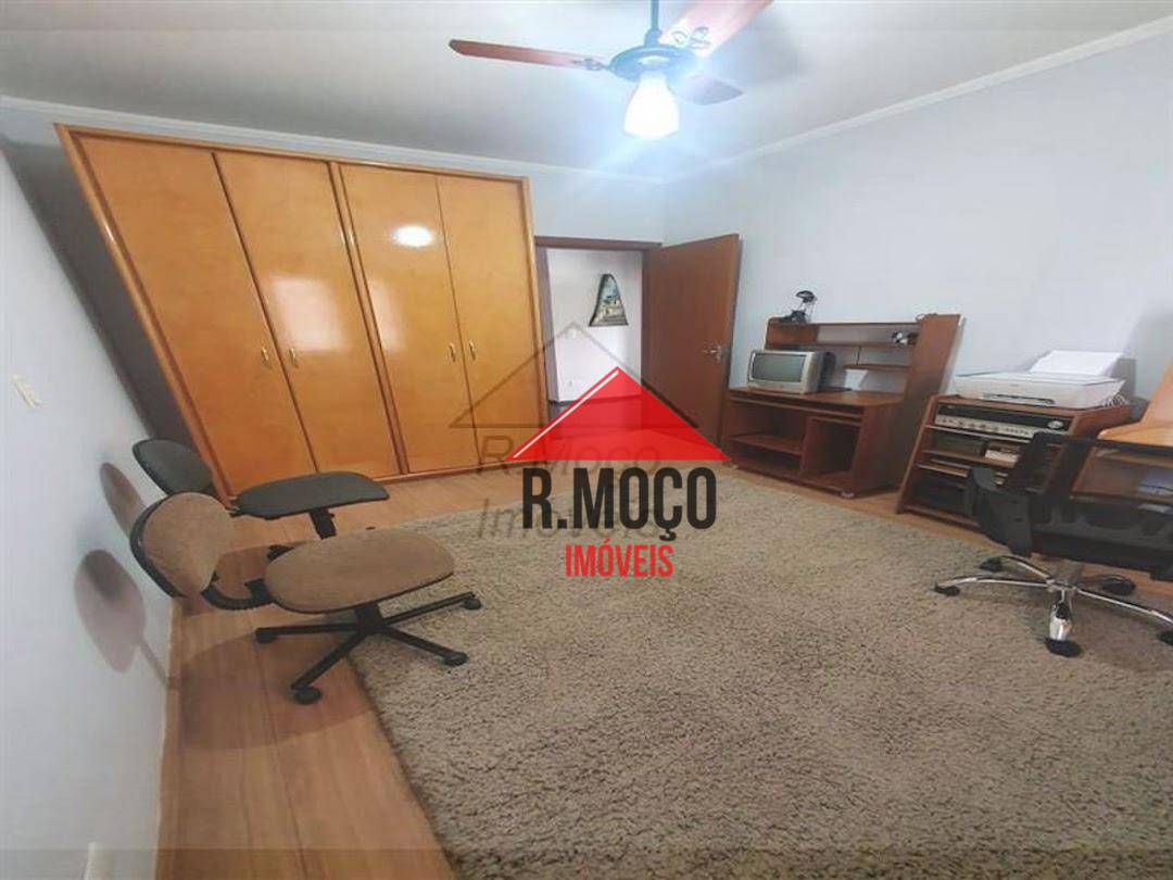 Sobrado à venda com 3 quartos, 270m² - Foto 32