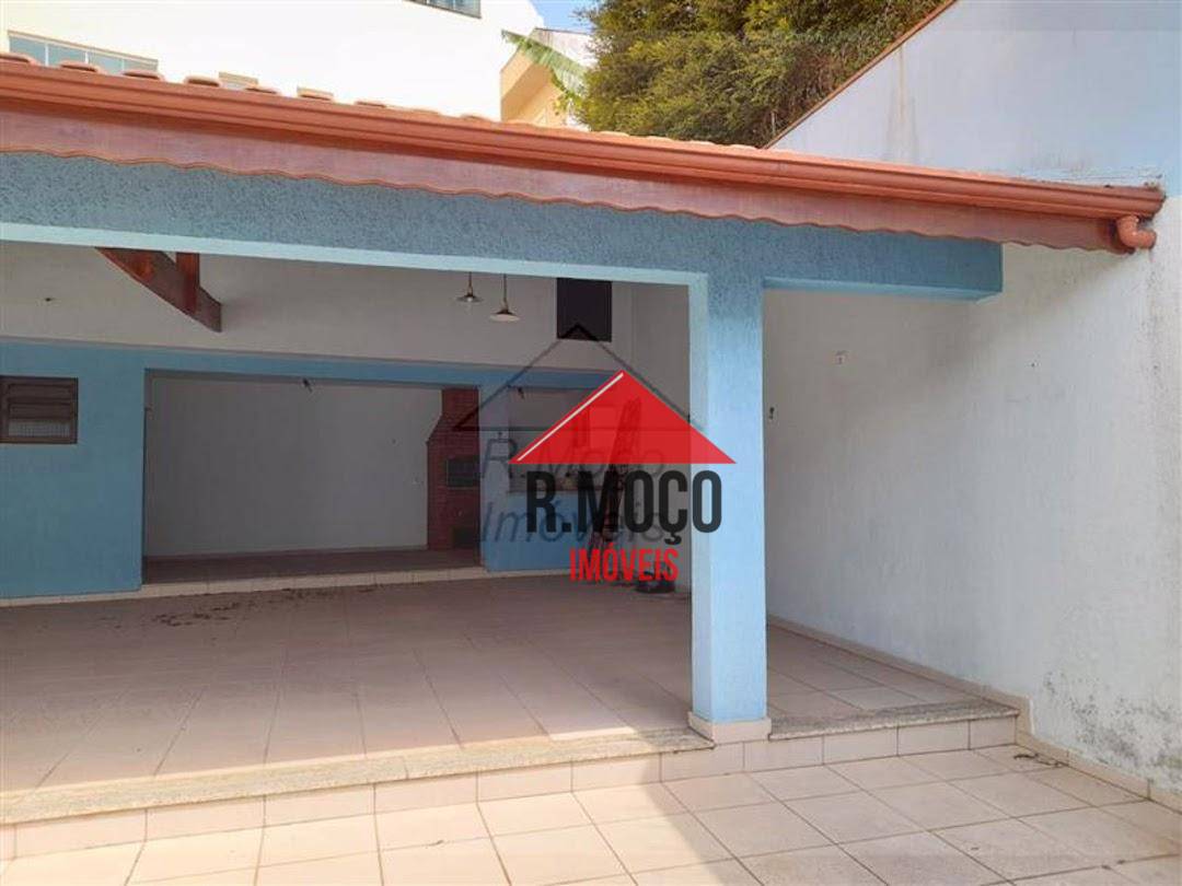 Casa à venda com 4 quartos, 330m² - Foto 9