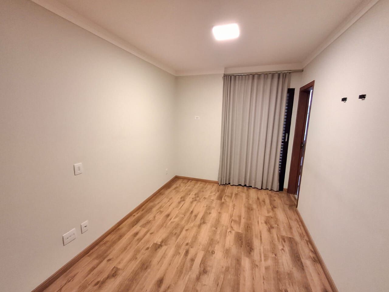 Apartamento para alugar com 3 quartos, 87m² - Foto 9