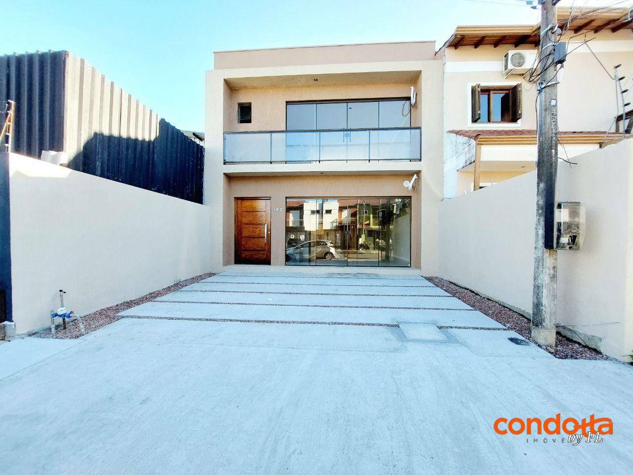 Sobrado, 208 m² - Foto 1