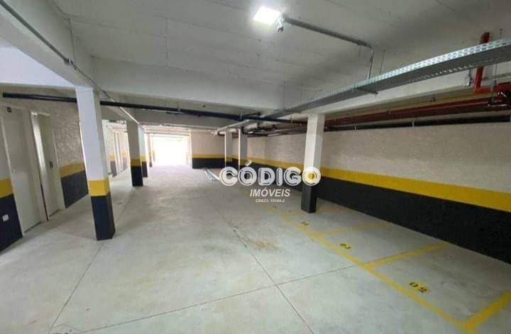 Apartamento para alugar com 2 quartos, 40m² - Foto 12