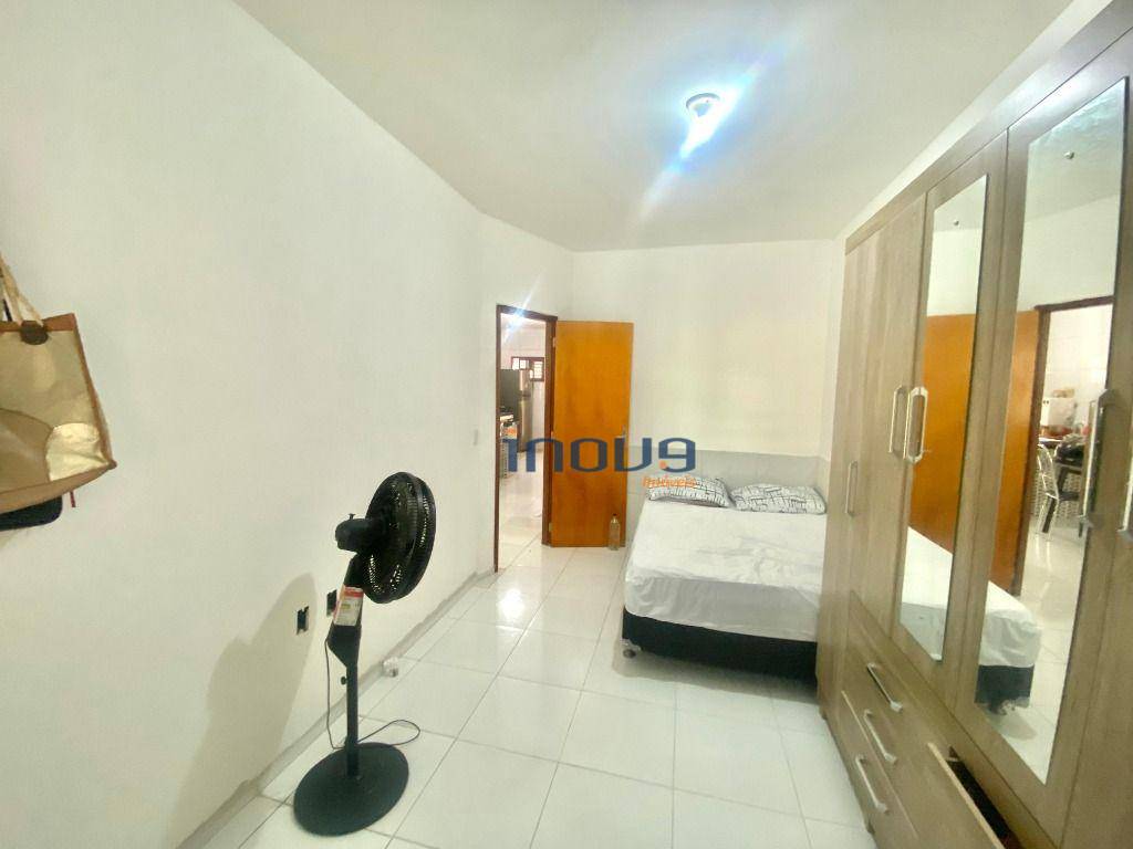 Casa à venda com 4 quartos, 152m² - Foto 12