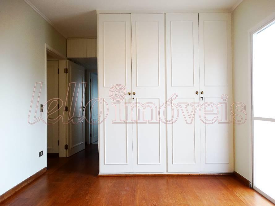 Apartamento para alugar com 3 quartos, 340m² - Foto 14