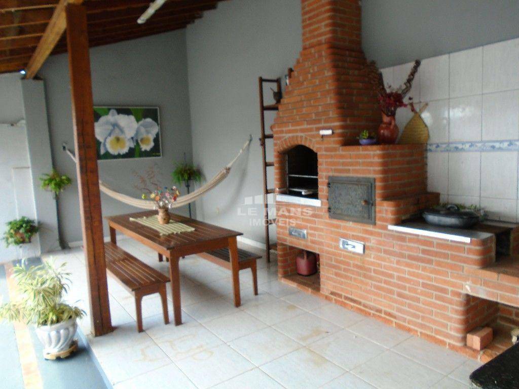 Casa à venda com 3 quartos, 148m² - Foto 35