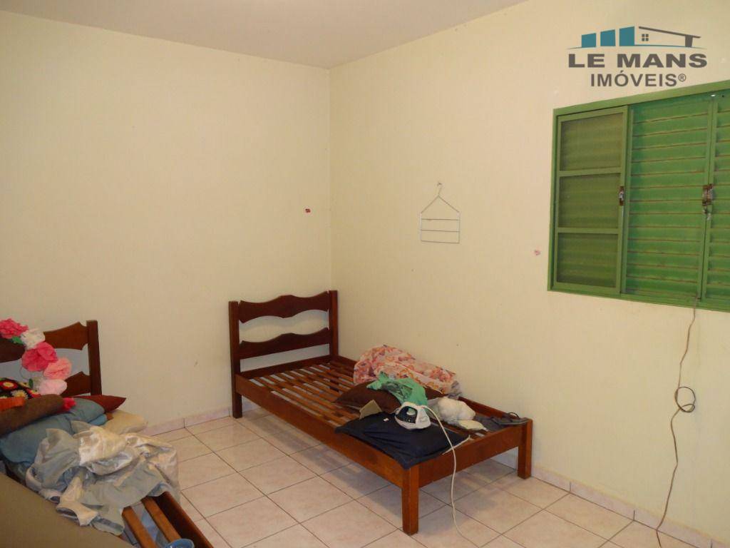 Chácara à venda com 5 quartos, 298m² - Foto 22