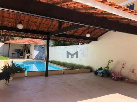 Casa à venda com 3 quartos, 128m² - Foto 1