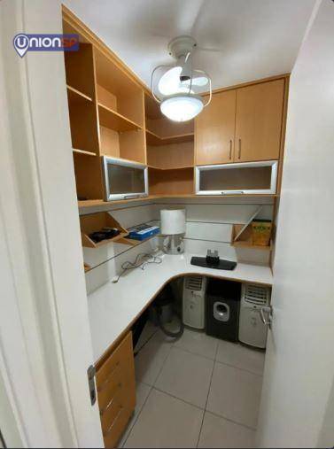 Apartamento à venda com 3 quartos, 175m² - Foto 5