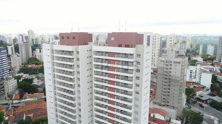 Apartamento à venda com 2 quartos, 69m² - Foto 2