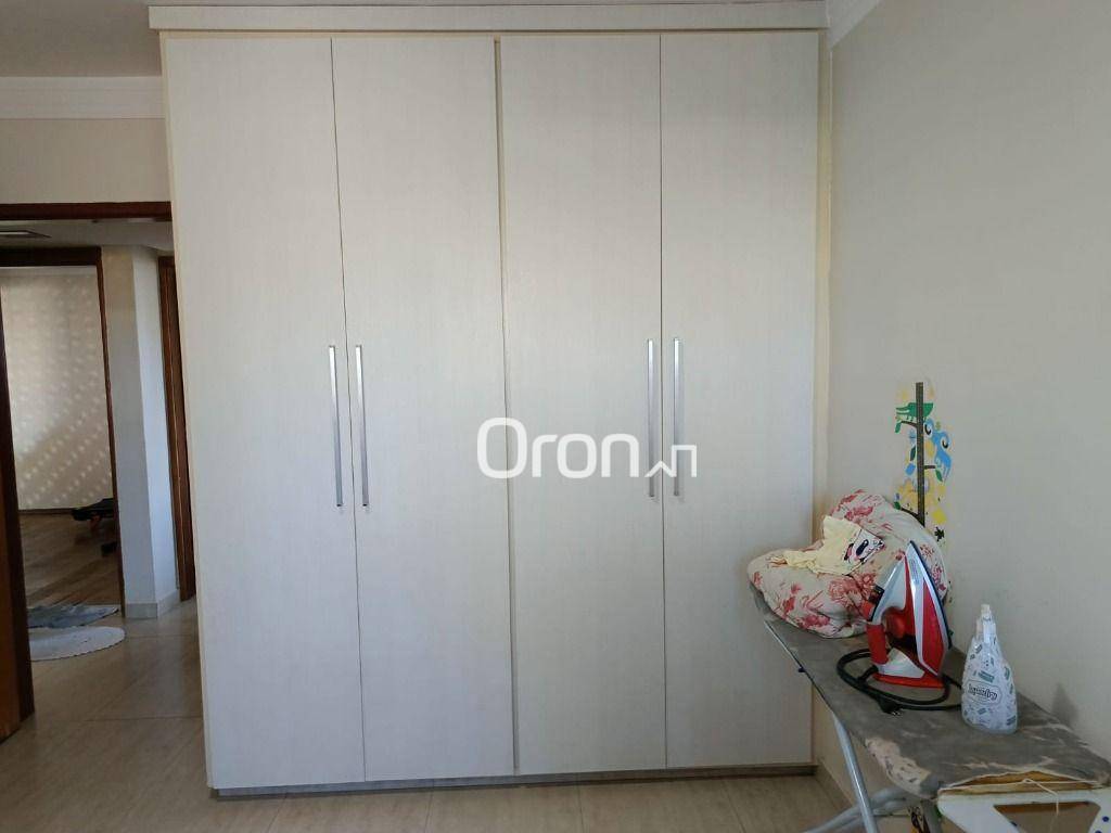 Apartamento à venda com 3 quartos, 160m² - Foto 8