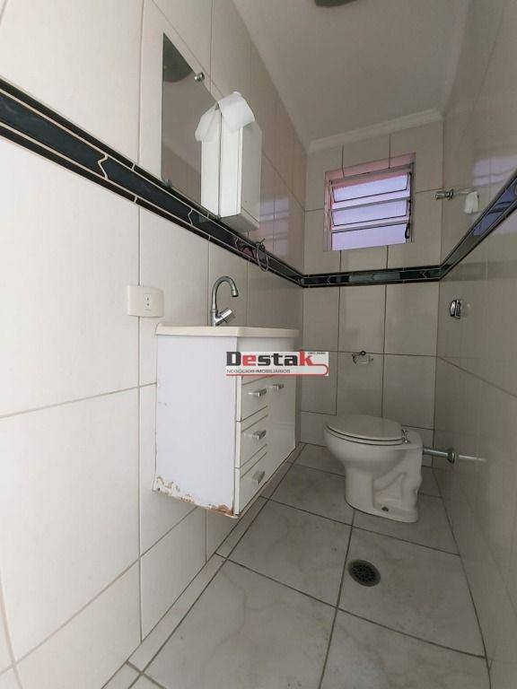 Sobrado à venda com 3 quartos, 180m² - Foto 23