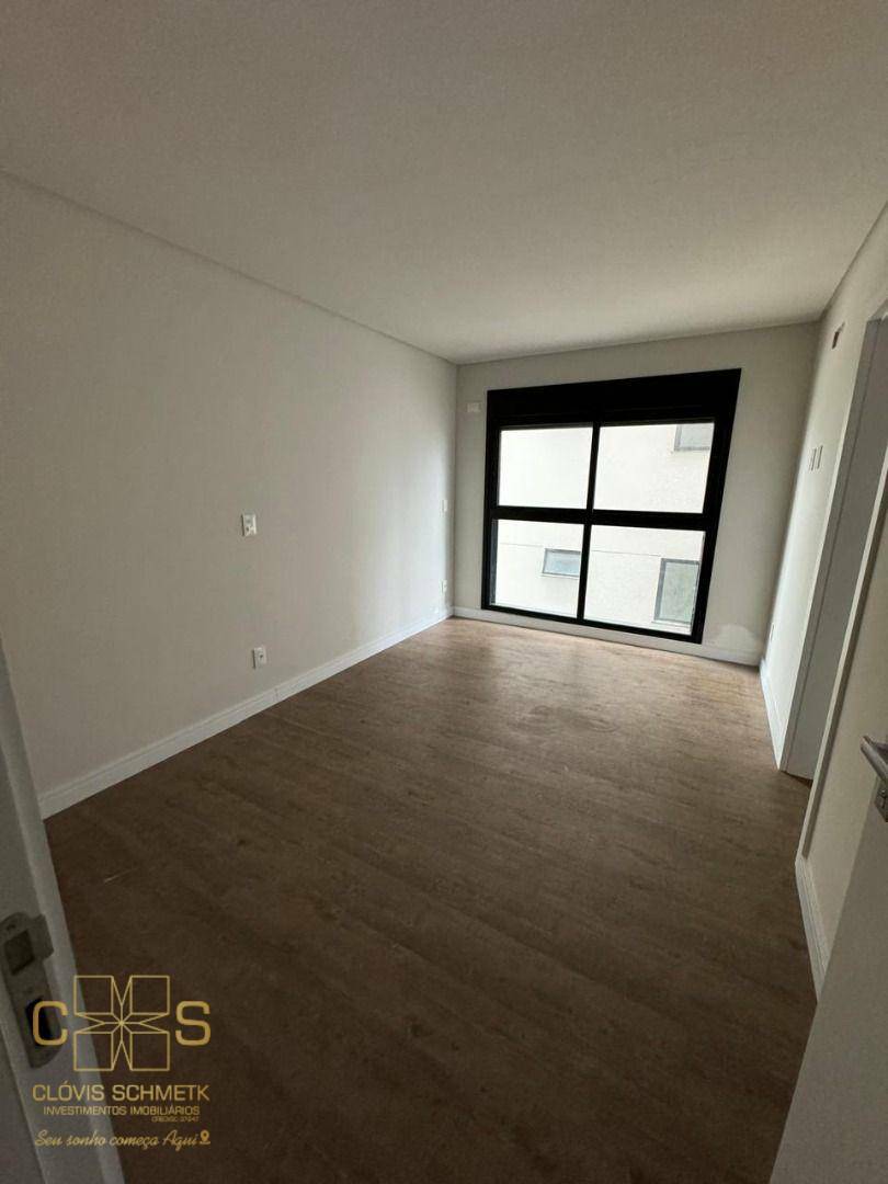 Apartamento à venda com 3 quartos, 99m² - Foto 9