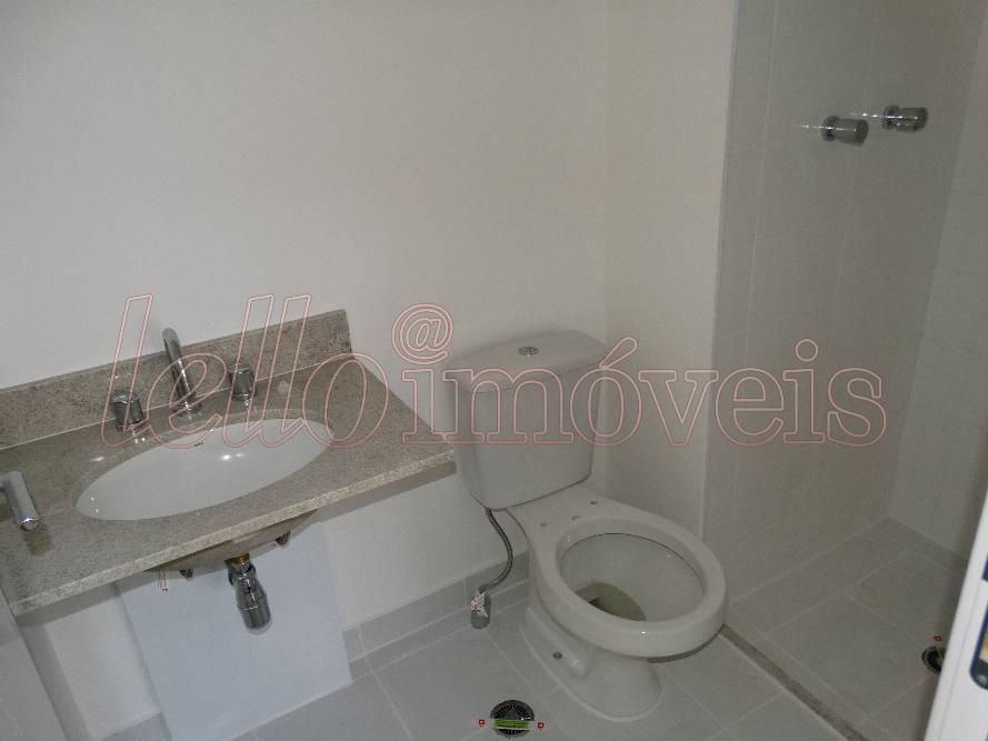 Apartamento para alugar com 3 quartos, 82m² - Foto 8