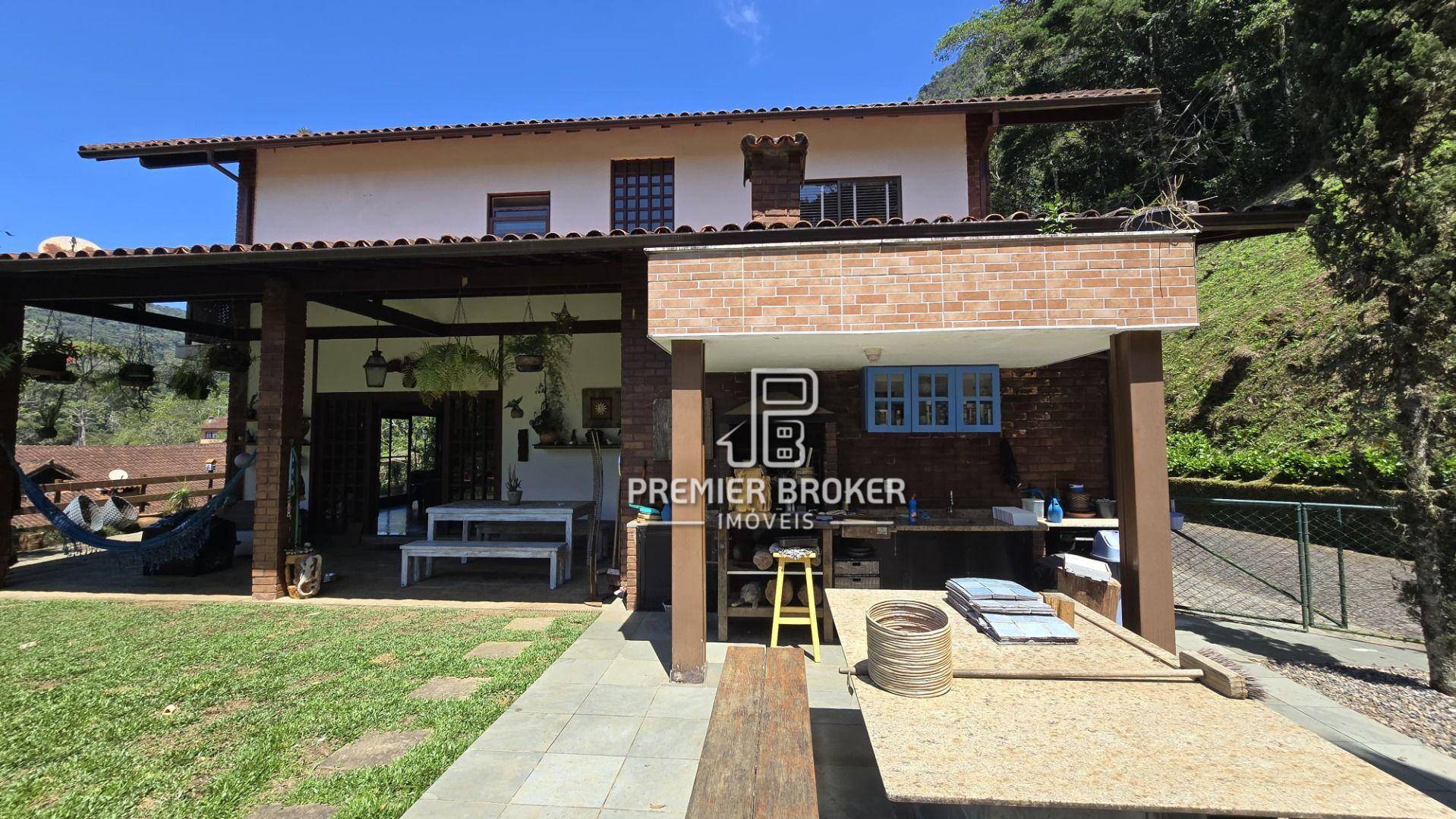 Casa de Condomínio à venda com 3 quartos, 203m² - Foto 1