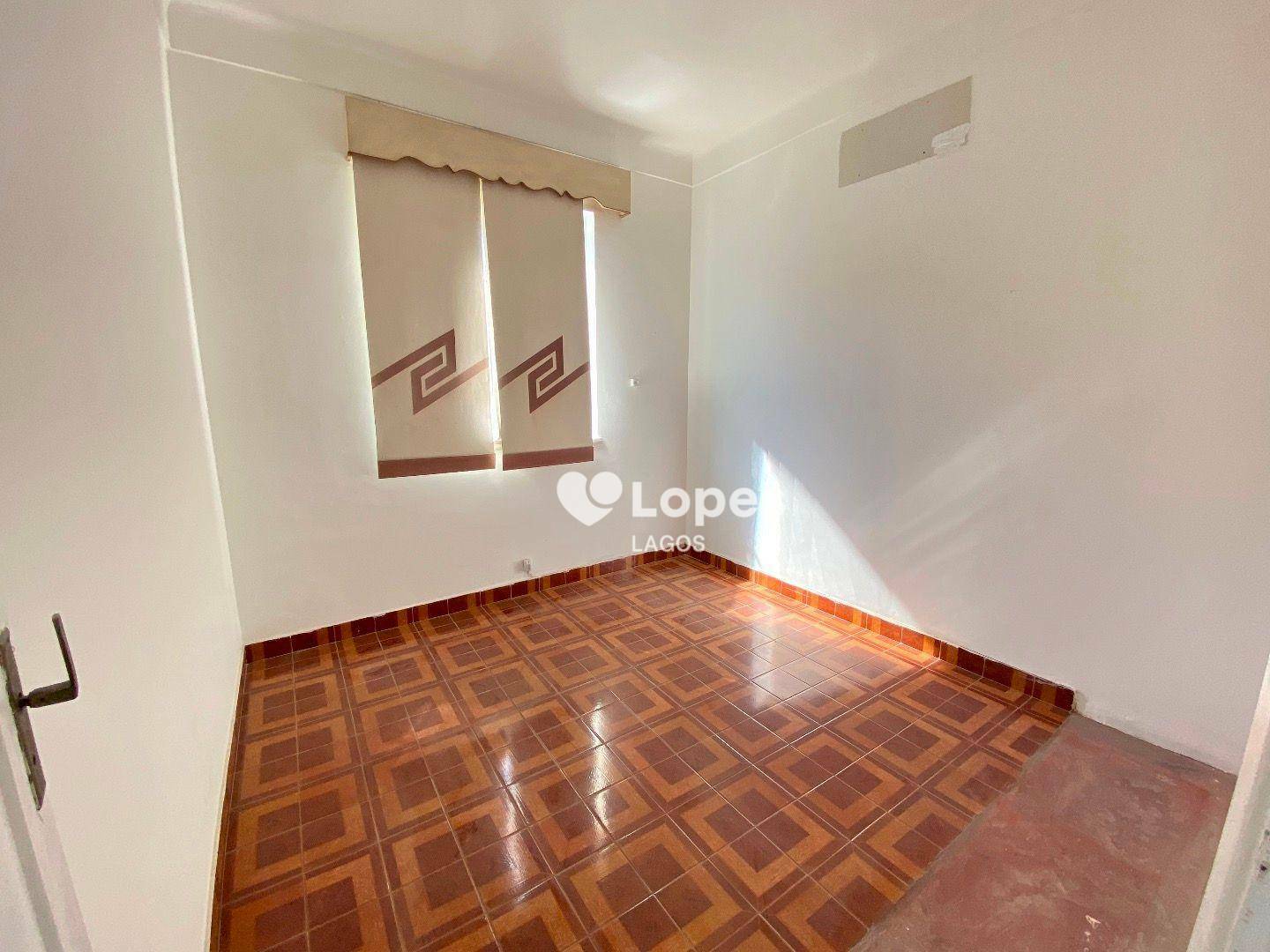 Casa à venda com 7 quartos, 266M2 - Foto 15