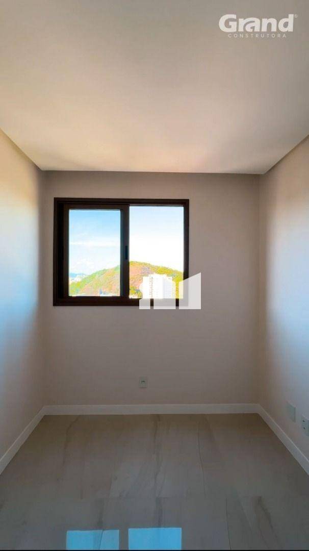 Apartamento à venda com 2 quartos, 70m² - Foto 10