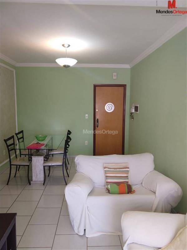 Apartamento à venda com 2 quartos, 65m² - Foto 4