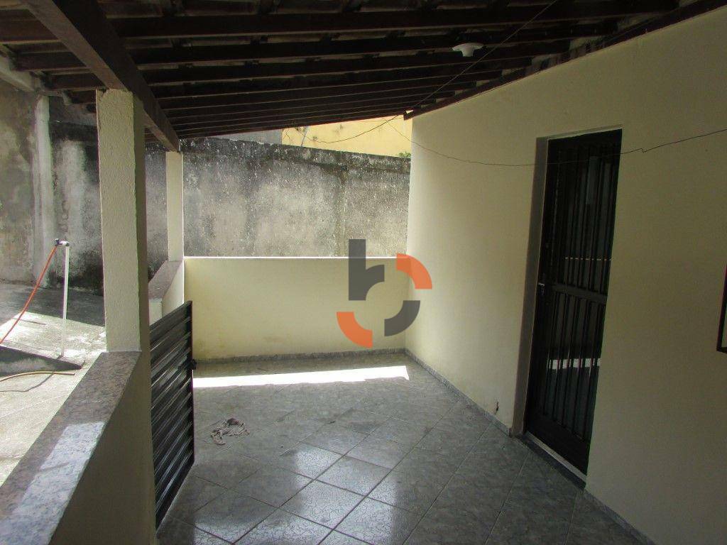 Casa à venda com 2 quartos, 160m² - Foto 13