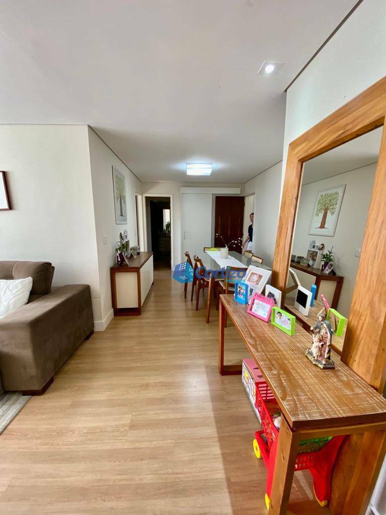 Apartamento à venda com 2 quartos, 104m² - Foto 3