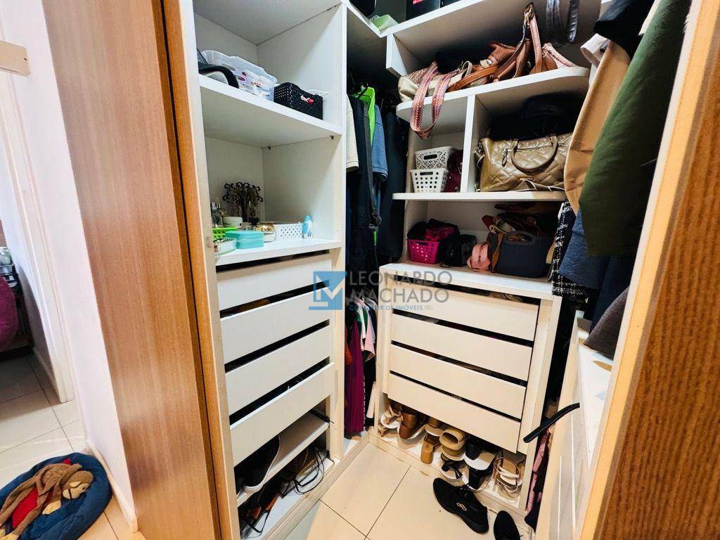 Apartamento à venda com 3 quartos, 110m² - Foto 9