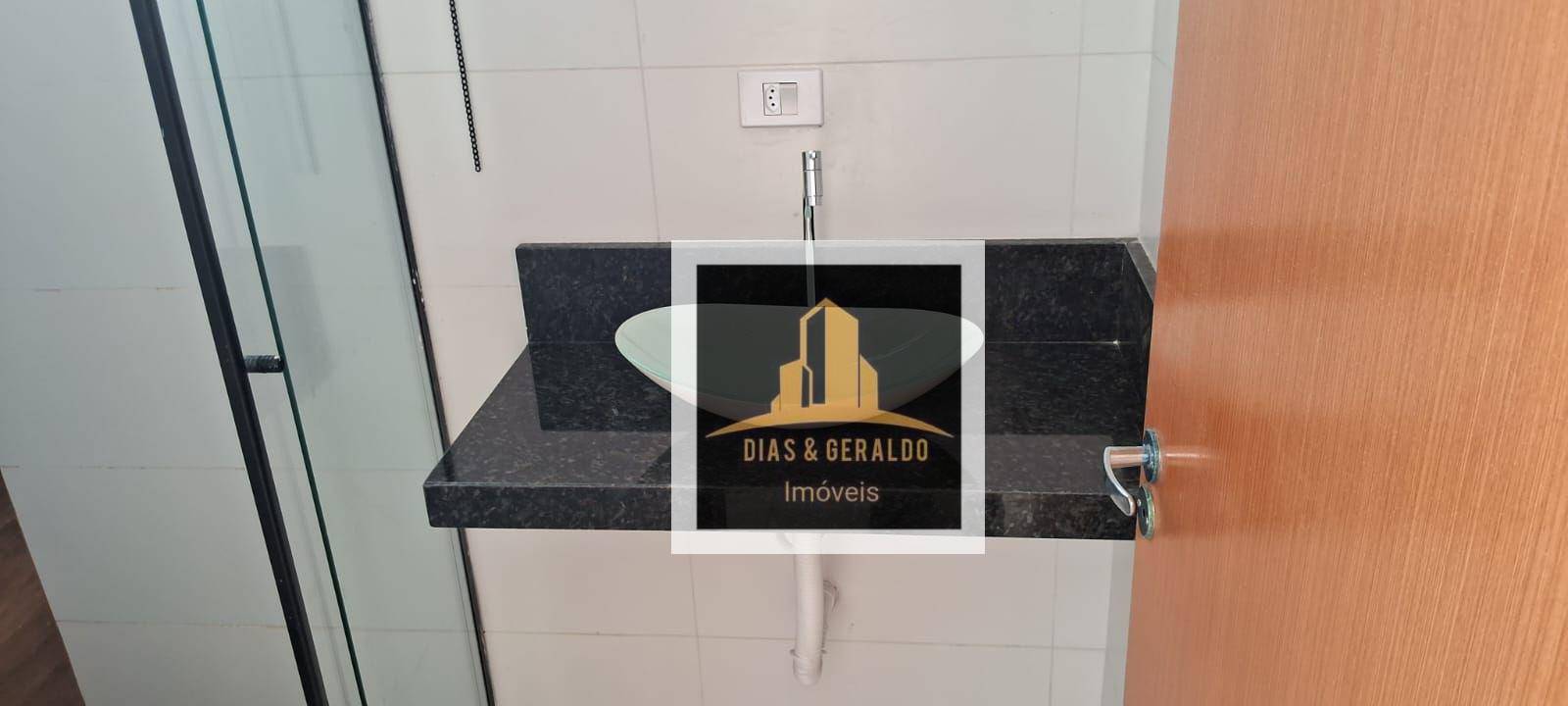 Casa à venda com 3 quartos, 88m² - Foto 15