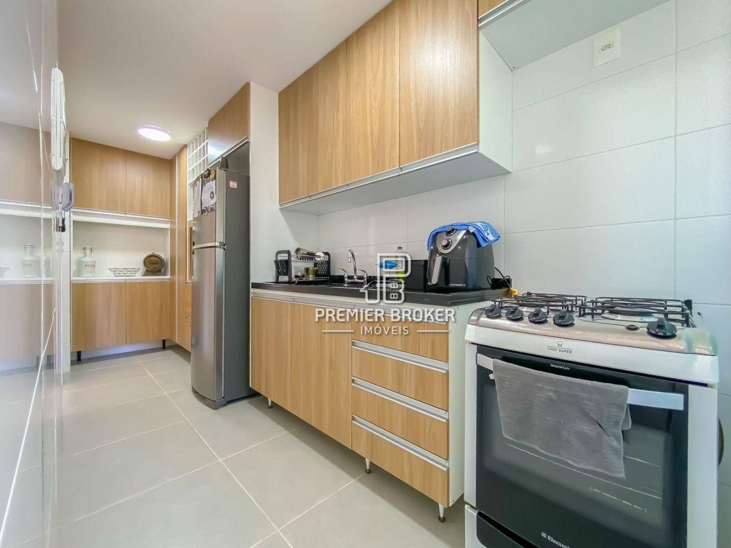 Apartamento para alugar com 2 quartos, 94m² - Foto 5