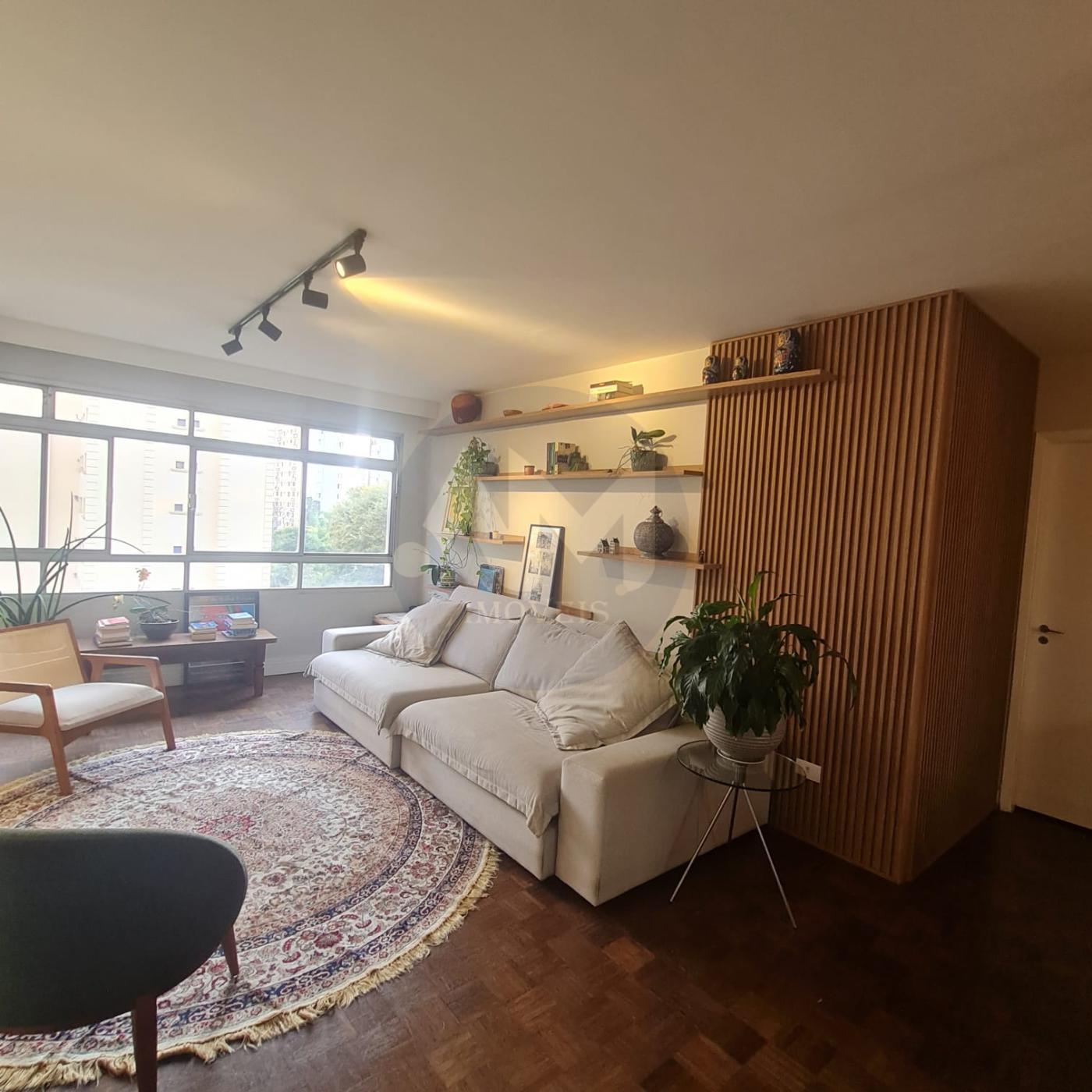 Apartamento à venda com 3 quartos, 125m² - Foto 1