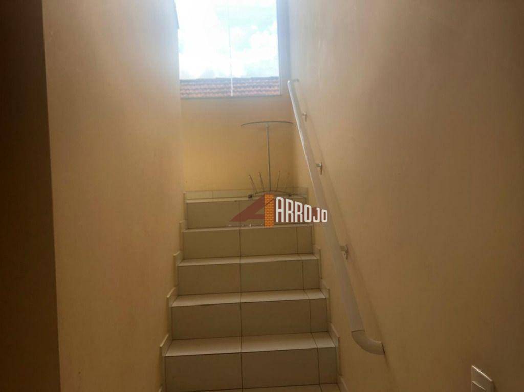 Sobrado à venda com 4 quartos, 132m² - Foto 12