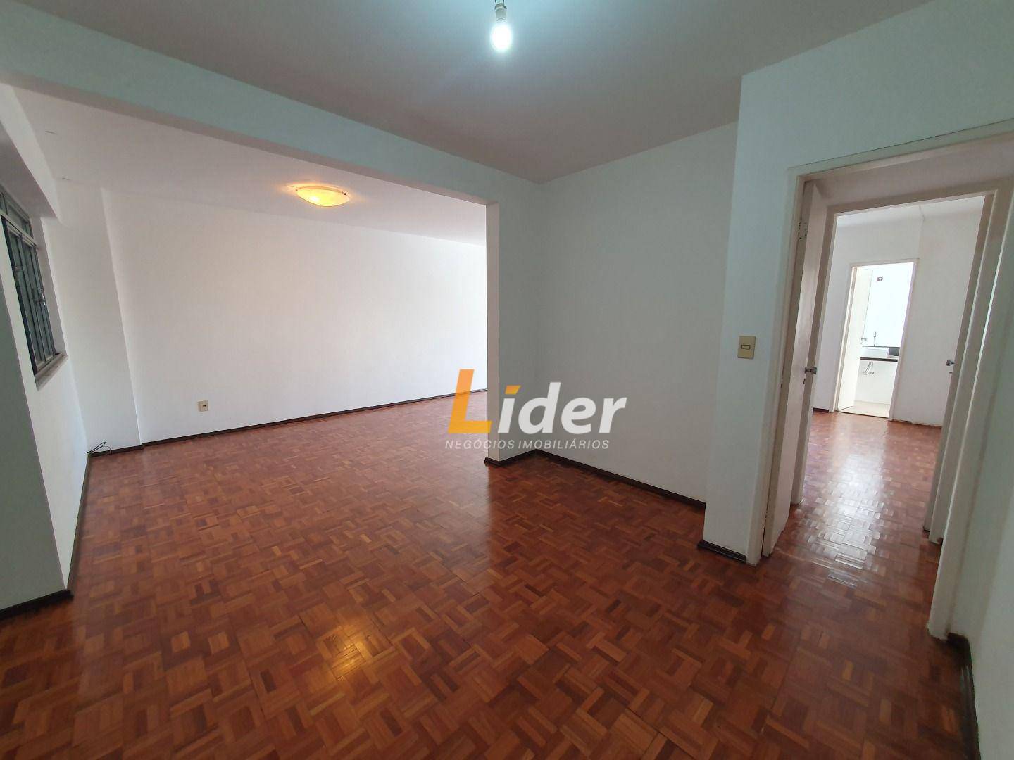 Apartamento à venda com 4 quartos, 120m² - Foto 7